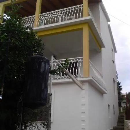 In With Terrace, Air Conditioning, Wifi, Washing Machine 4197-3